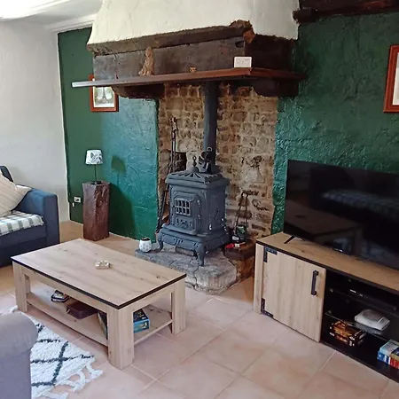 Holiday home Rustic Full Of Charm For The Perfect Getaway In Normandy Pontfarcy