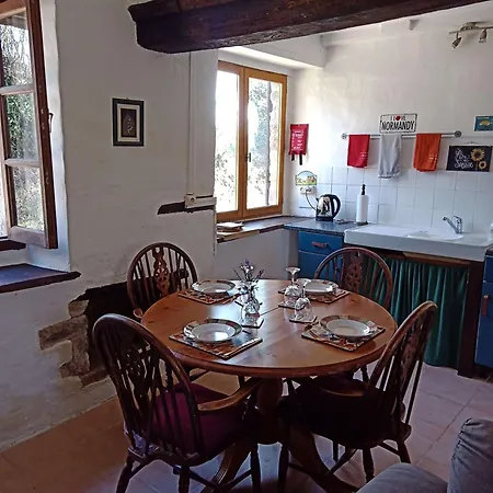 Holiday home Rustic Full Of Charm For The Perfect Getaway In Normandy Pontfarcy